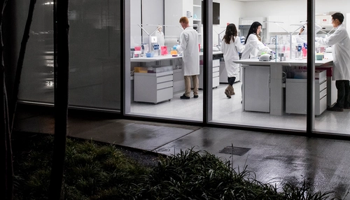 En Novartis, estamos reimaginando la medicina