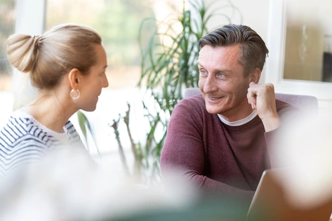 Conversation entre un homme et une femme